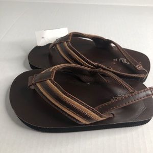 Capelli New York child boy shoe brown faux leather flip flops NWT size 10/11
